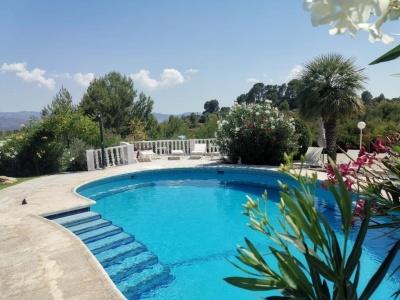 Bed and Breakfast in Ontinyent, Valencia. Slapen bij Nederlanders en Vlamingen in het buitenland.